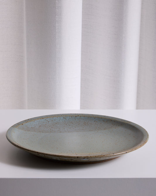 Cool Tri Rimmed Dinner Plate