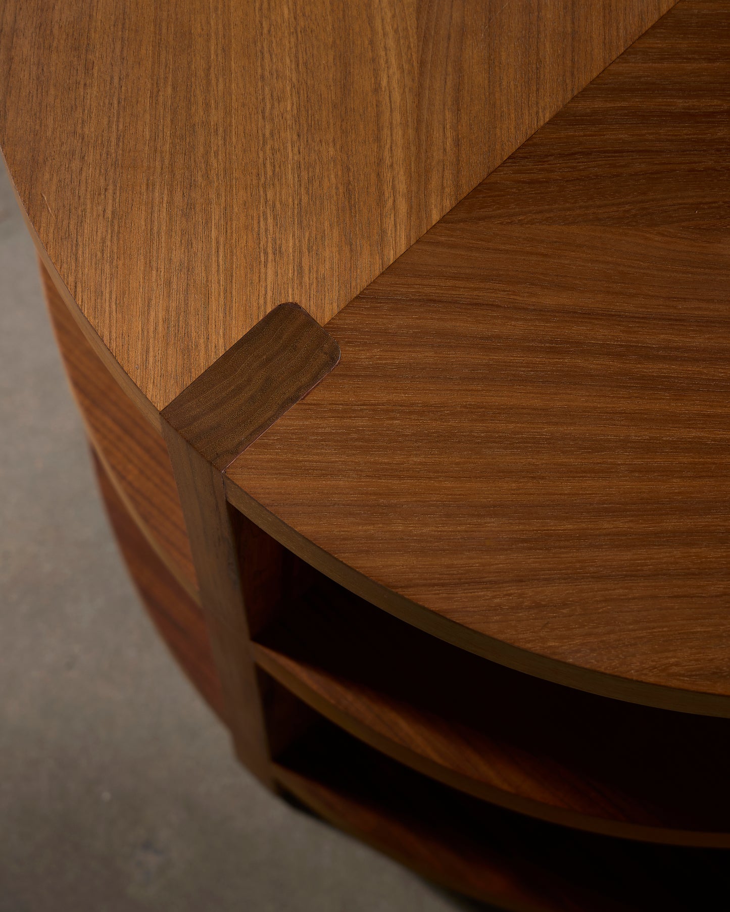 Latigo Library Table