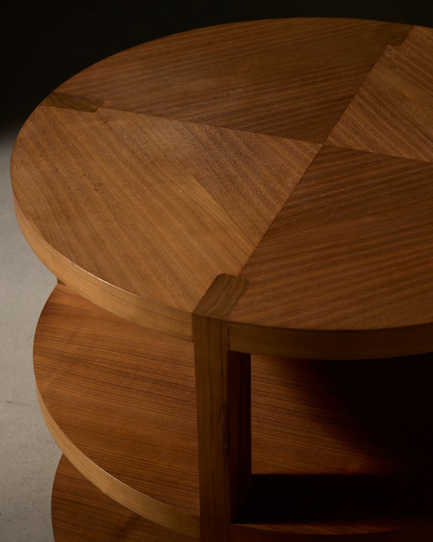 Latigo Library Table