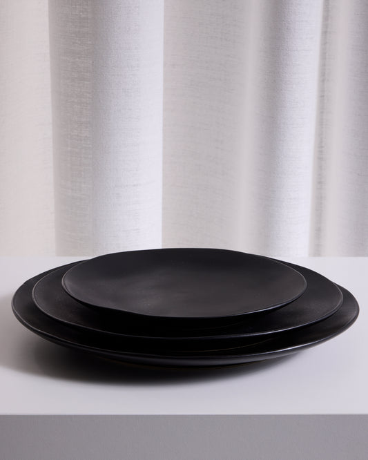 Riviera Sable Noir Dishware