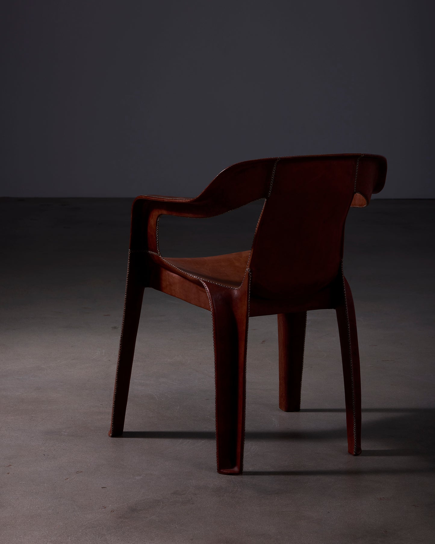 Cheap & Chic Brown Leather Chair