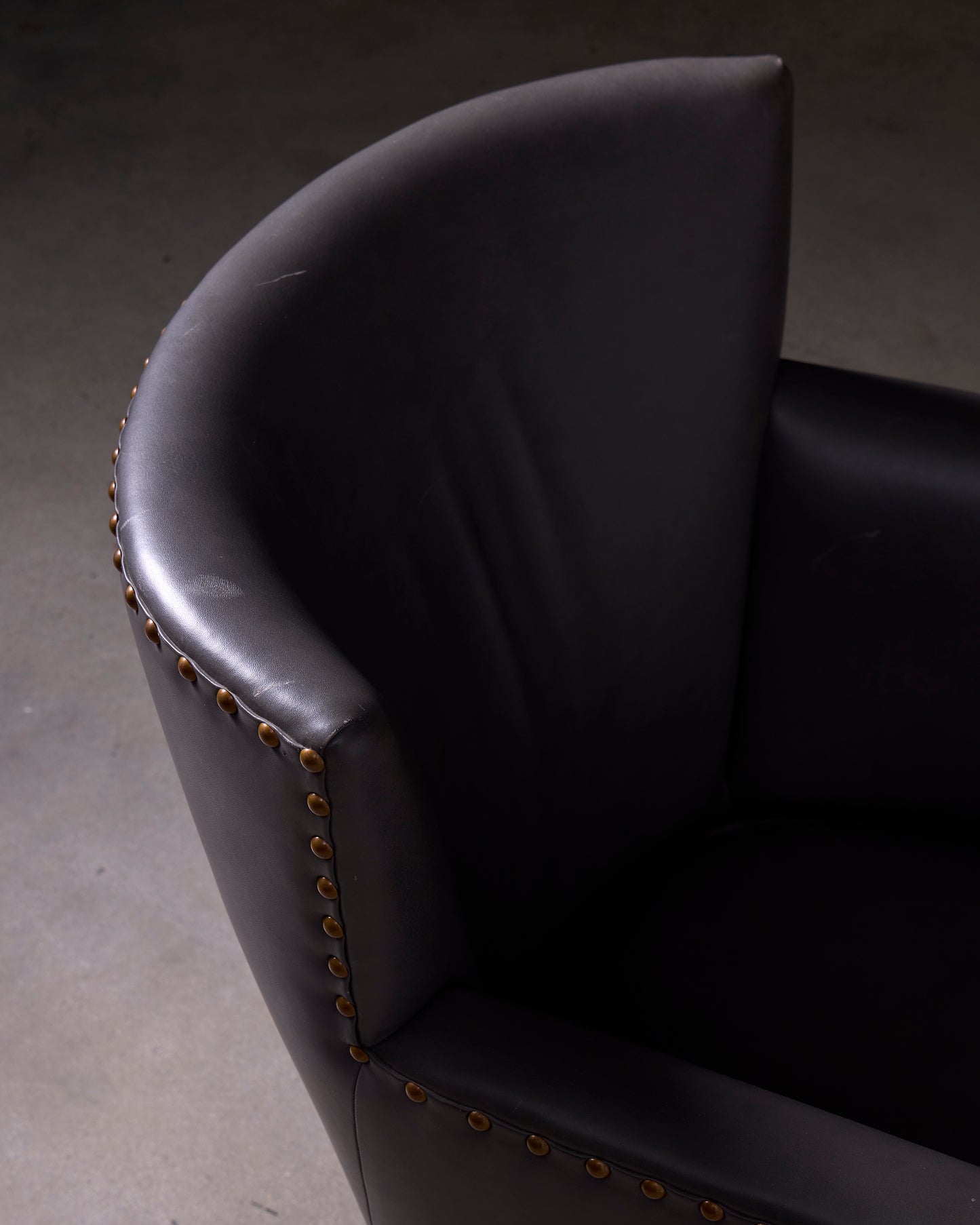 Balboa Barrel Chair