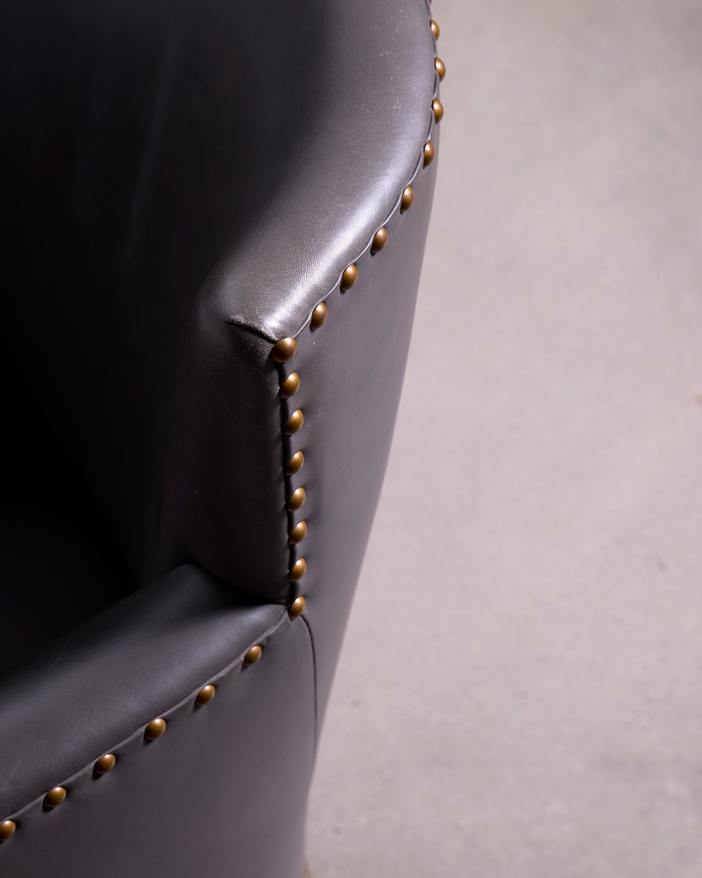 Balboa Barrel Chair