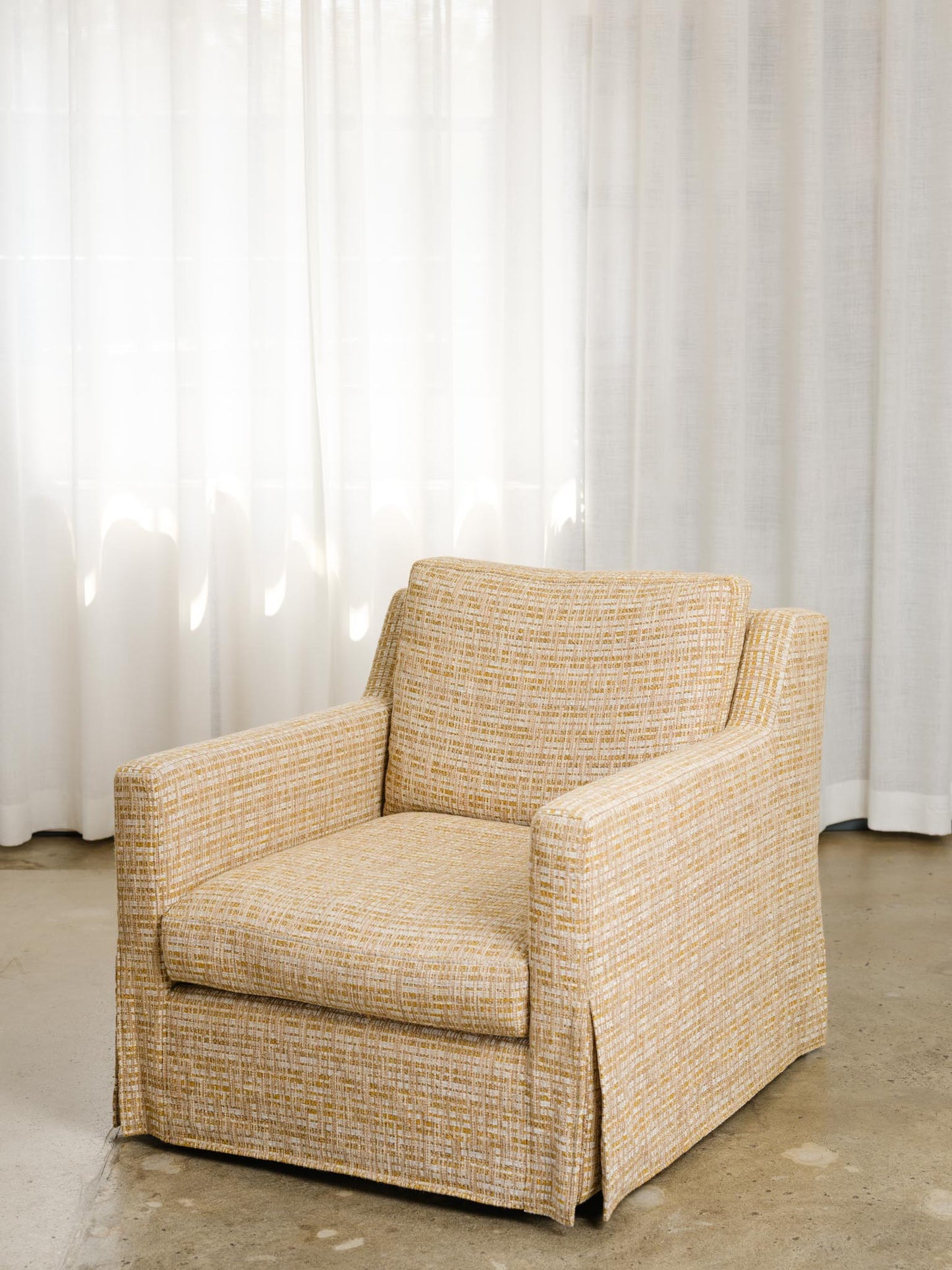 First Point Swivel Chair