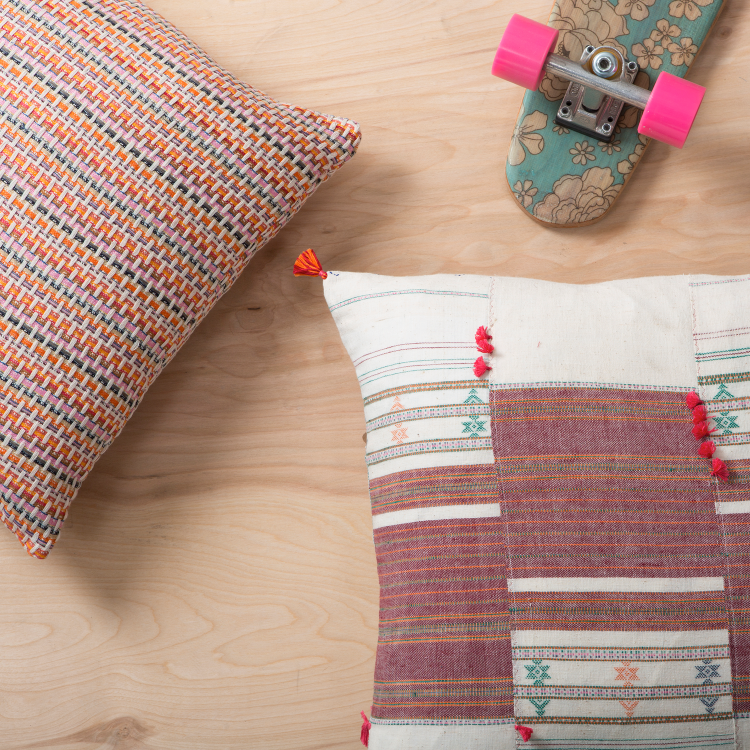 Pillows & Throws