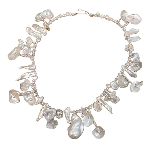 SELEENE NECKLACE