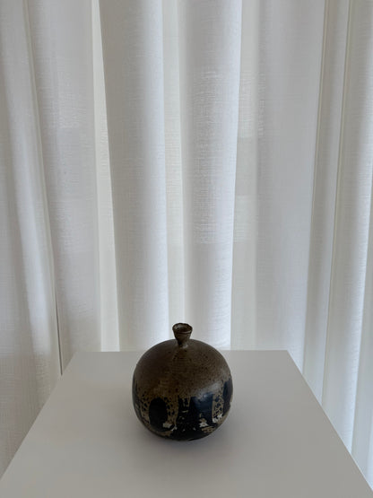 Round Coco Vase