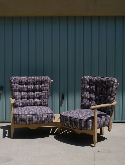 Guillerme & Chambron Lounge Chairs with Connecting Table