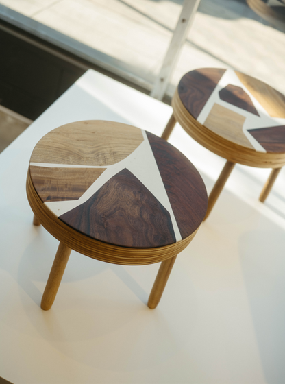 1-Bay Laurel, Claro Walnut Toad stool with white fill