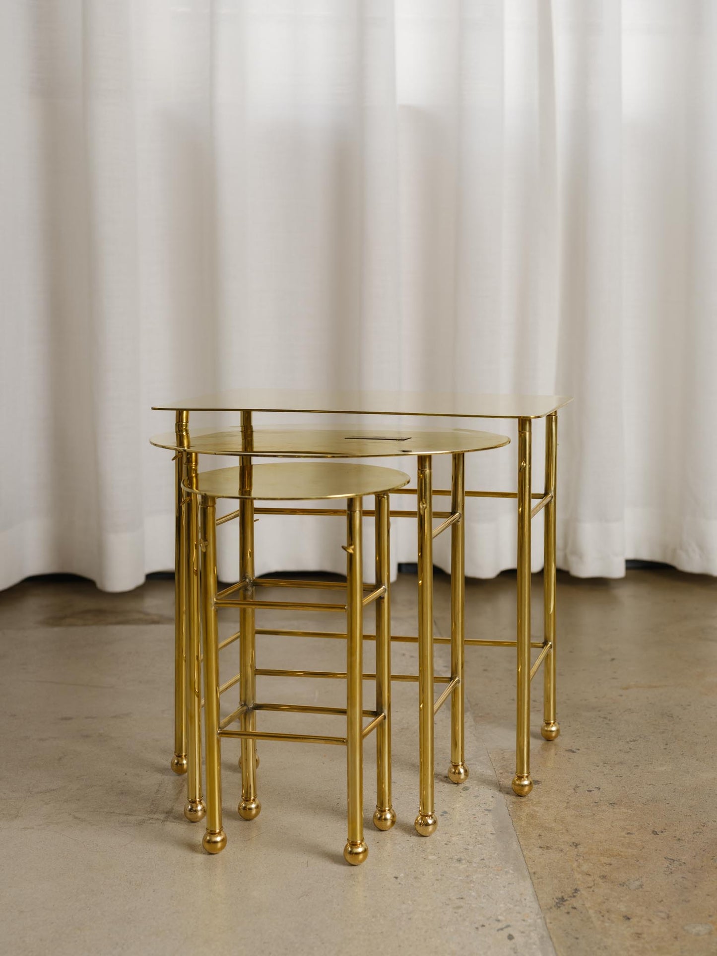 ELIZABETH NESTING TABLES