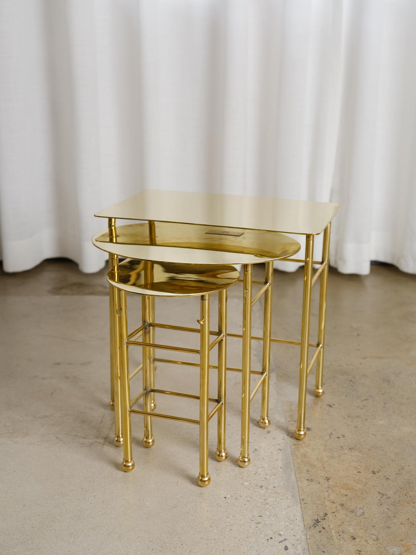ELIZABETH NESTING TABLES
