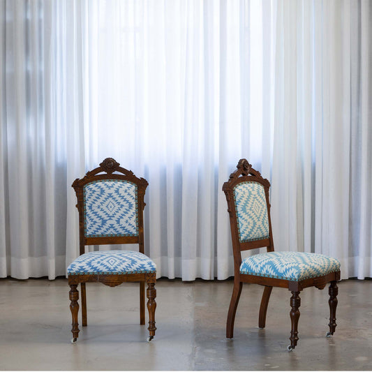 Pull Up Chair